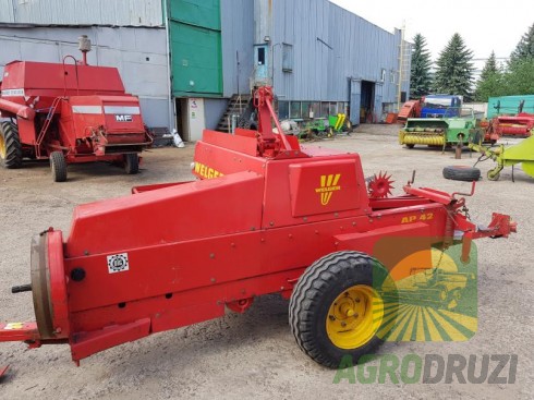 Welger AP42 Прес-підбирач