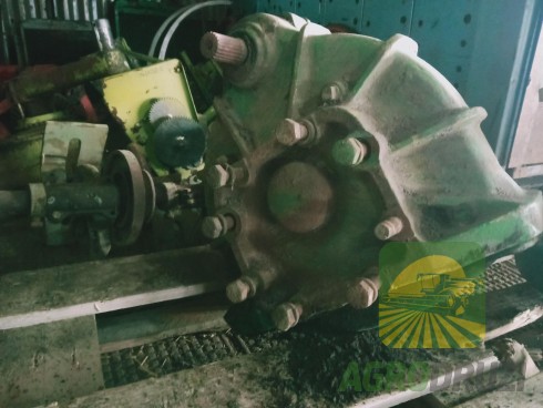 Б/В Бортовий редуктор John Deere 950 Z10798