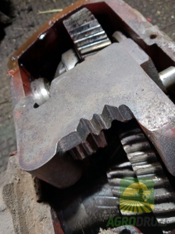 Б/В Коробка передач Massey Ferguson №5