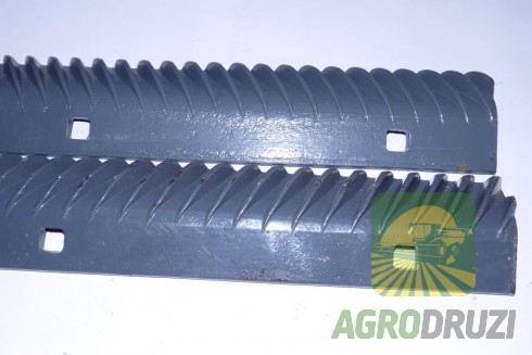 Бичі молотильного барабана CLAAS CONSUL, MERCUR 1043mm (пара) 779002 + 779003