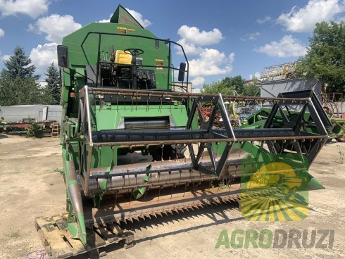 John Deere 1158 Комбайн зернозбиральний