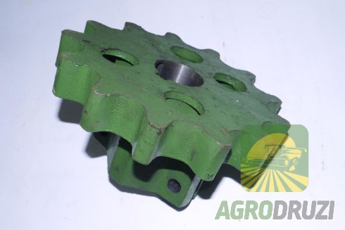 Зірочка привідна (з двох частин) на вал fi40