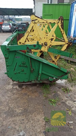 Жатка до комбайну John Deere