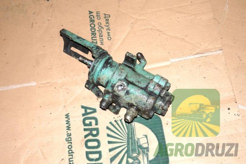 Б/В Помпа гідравліки John Deere в зборі (шків, патрубок)