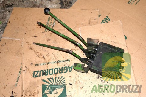 Б/В Помпа гідравліки John Deere в зборі (шків, патрубок)