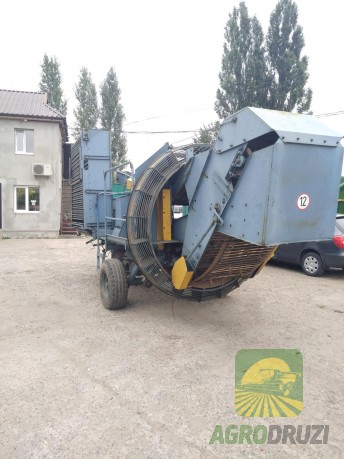 Комбайн картоплезбиральний Anna Z-644