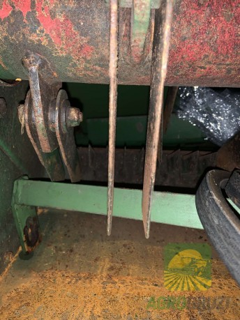 Січкарня до комбайнів John Deere 330,