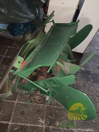 Січкарня до комбайнів John Deere 330,