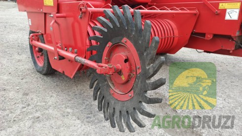 Famarol Прес-підбирач тюковий