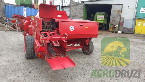 Famarol Прес-підбирач тюковий