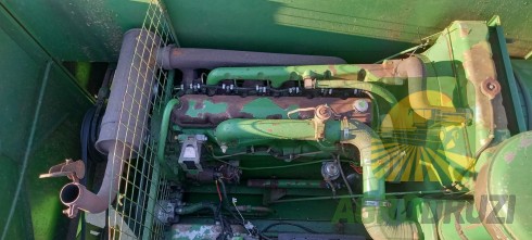 John Deere 950 Комбайн зернозбиральний