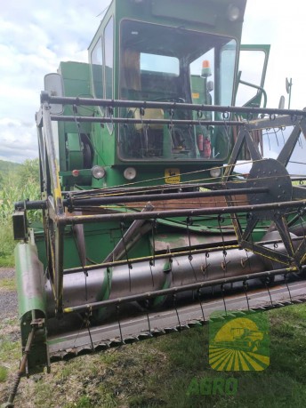 John Deere 950 Комбайн зернозбиральний