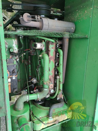 John Deere 950 Комбайн зернозбиральний