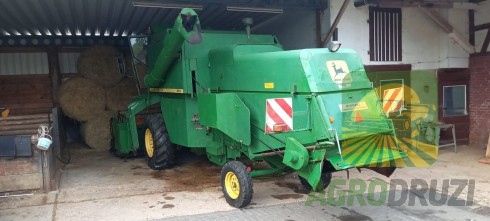 John Deere 950 Комбайн зернозбиральний