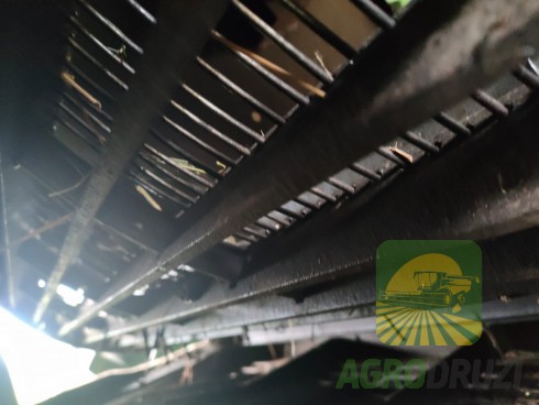 John Deere 950 Комбайн зернозбиральний