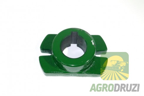 Муфта ступиця зірочки включення жатки John Deere Z10037