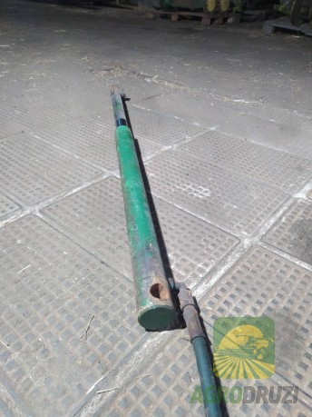 Б/В Циліндр підйому жатки (з патрубком) John Deere №4 (довжина в складеному стані = 1170 мм,, діаметр штока = 45 мм.)
