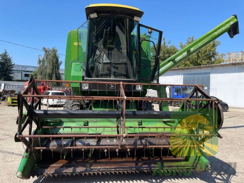 John Deere 1065 комбайн зернозбиральний