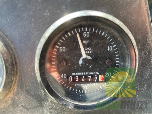 John Deere 1065 комбайн зернозбиральний