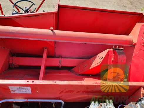 Massey Ferguson 206 Комбайн зернозбиральний