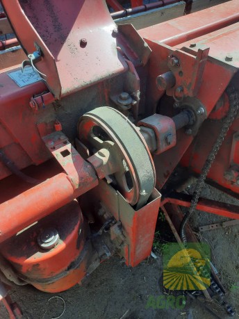 Massey Ferguson 206 Комбайн зернозбиральний