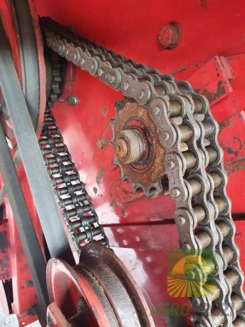 Massey Ferguson 206 Комбайн зернозбиральний