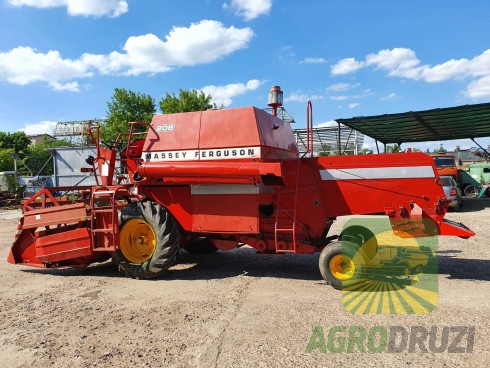 Massey Ferguson 206 Комбайн зернозбиральний