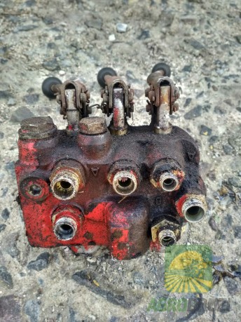 Б/В Гідророзподільник MF 187