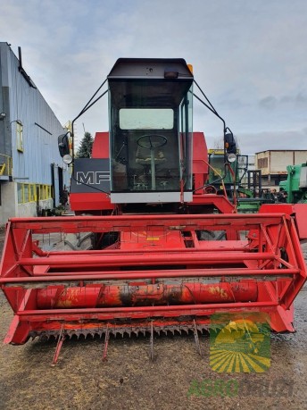Massey Ferguson 16 комбайн зернозбиральний