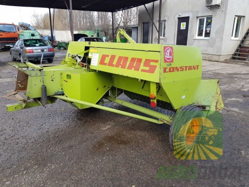 Claas Constant (Markant 50) Прес-підбирач тюковий