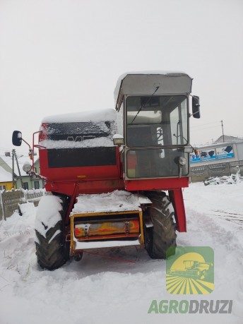 Massey Ferguson 430 Комбайн зернозбиральний