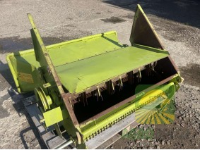 10598