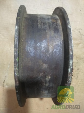 Б/В Натяжний ролик шлеї 195720 Claas №10 (зовнішній діаметр = 220 мм. / ширина = 60 мм)