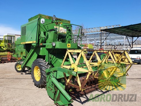 John Deere 945 Комбайн зернозбиральний