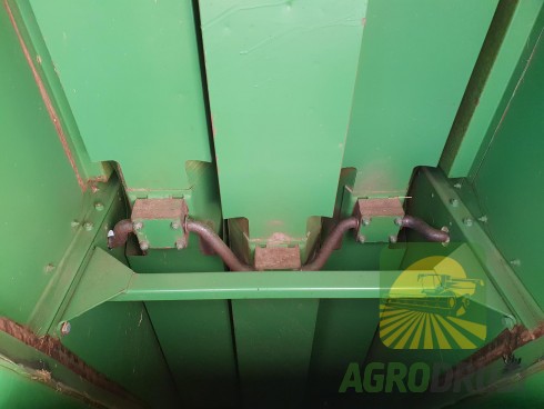 John Deere 945 Комбайн зернозбиральний