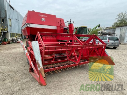 Massey Ferguson 186 Комбайн зернозбиральний