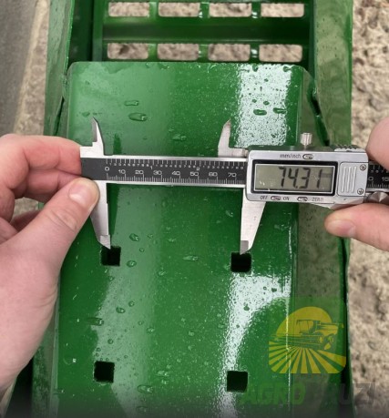 Соломотряс клавіша L=3450mm John Deere AZ27828