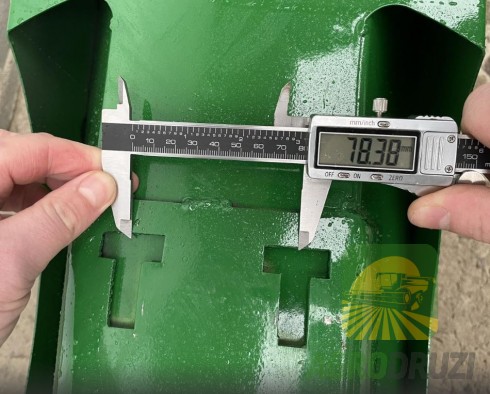 Соломотряс клавіша L=3450mm John Deere AZ27828
