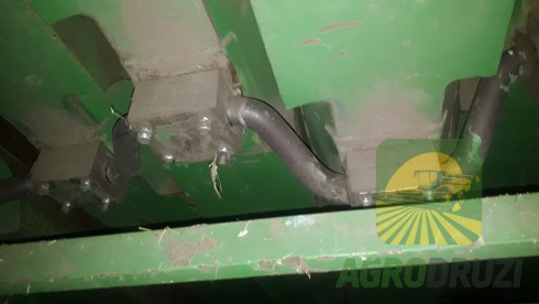 John Deere 975 комбайн зернозбиральний