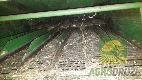 John Deere 975 комбайн зернозбиральний