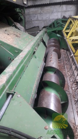 John Deere 975 комбайн зернозбиральний