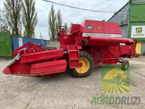Massey Ferguson 186 Комбайн зернозбиральний