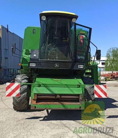 John Deere 1085 комбайн зернозбиральний