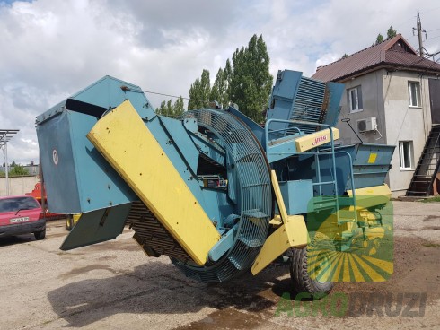 Картоплезбиральний комбайн Anna Z 644