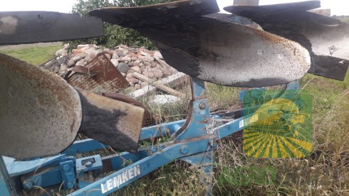 Плуг оборотний трьохкорпусний Lemken