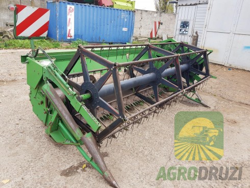 Зернова жатка нового типу до комбайну John Deere
